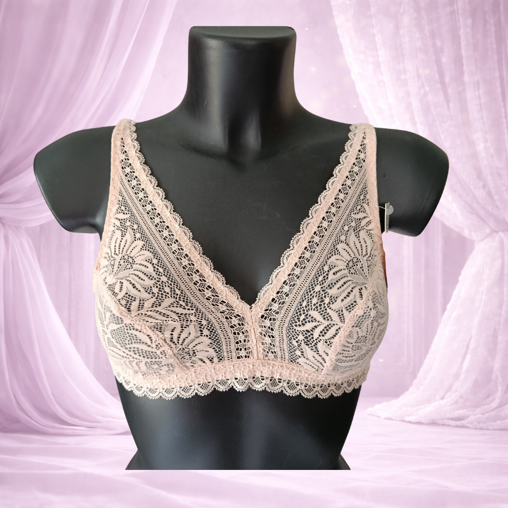 Ensemble deux pièces rose poudré – dentelle et satin