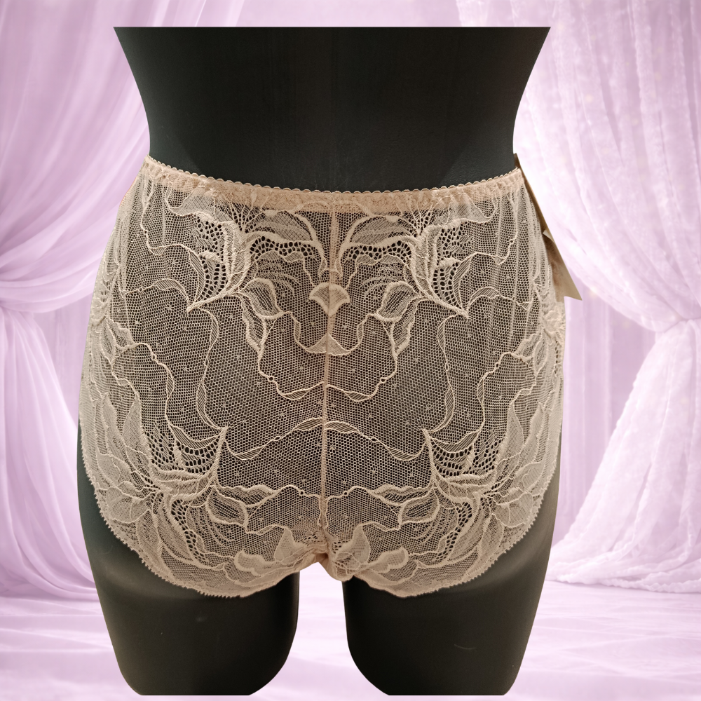 Bas grande taille Sawren en dentelle brodée
