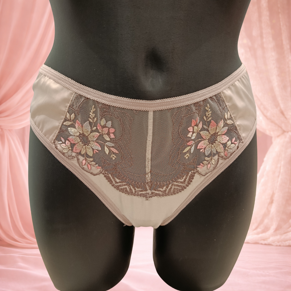 Bas String Sawren – modèle Cash Mirella effet satiné