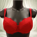 Soutien-gorge Sawren – modèle Scandal en dentelle rouge
