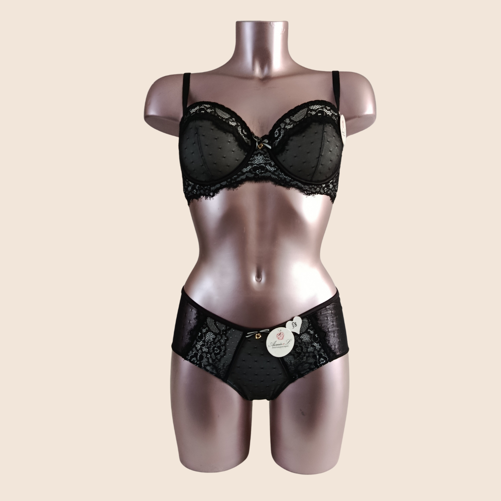 Ensemble gris et noir avec shorty