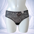 Culotte Aimée – tout en dentelle & détail lacets
