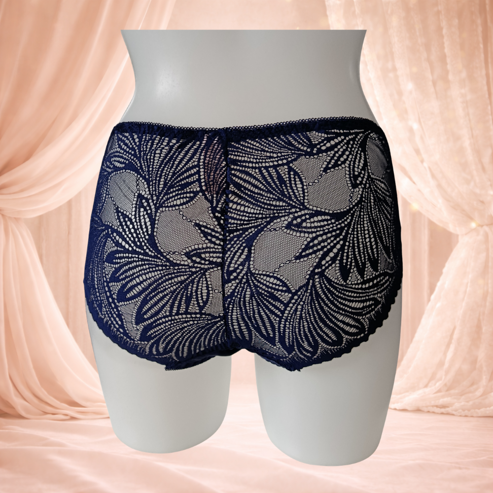 Ensemble bleu marine en dentelle avec armatures – Spécial bonnet E