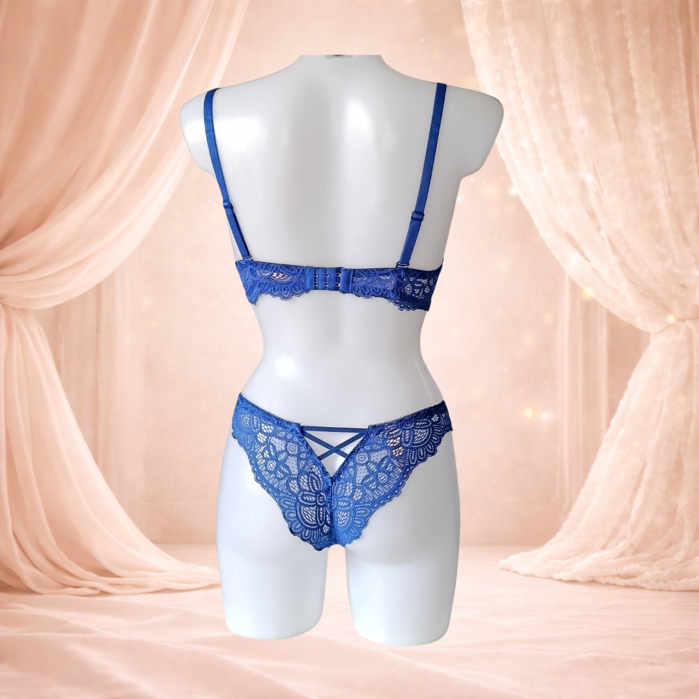 Ensemble bleu push-up en dentelle